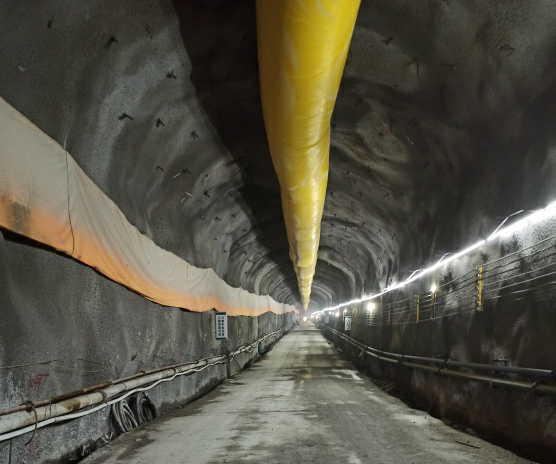 flame retardant tunnel ventilation duct for TBM, metro, subway, highway and hydropower station (图1) flame retardant tunnel ventilation duct for TBM, metro, subway, highway and hydropower station (图1)