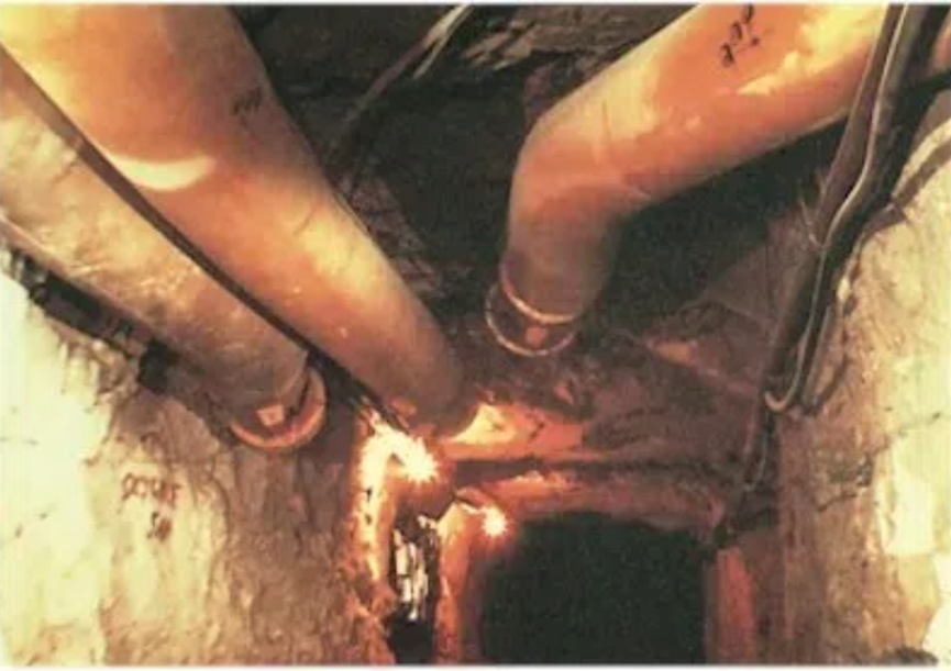 High Tensile Wear Resistance Lay Flat Ventilation Tubing Coal Mine(图1) High Tensile Wear Resistance Lay Flat Ventilation Tubing Coal Mine(图1)