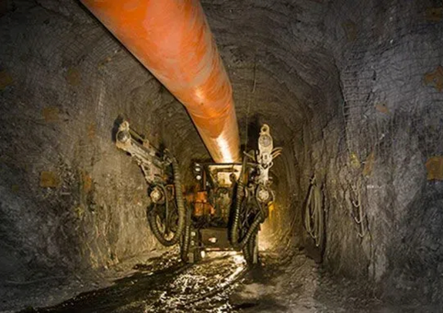High Quality Fire Resistant Coal Mine Ventilation Tubing (图2) High Quality Fire Resistant Coal Mine Ventilation Tubing (图2)